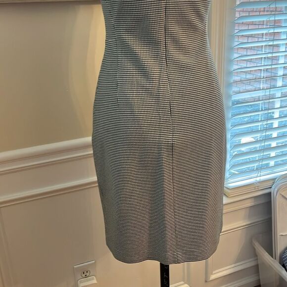 Theory Gray Sheath Mini Dress Crew Neck Sleeveless - Picture 4 of 9